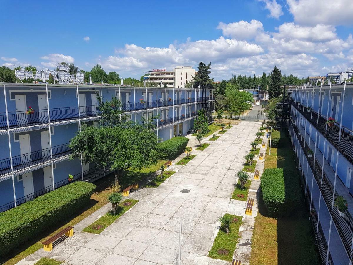 Continental Blu Hotel Slăntjev Brjag Exteriör bild