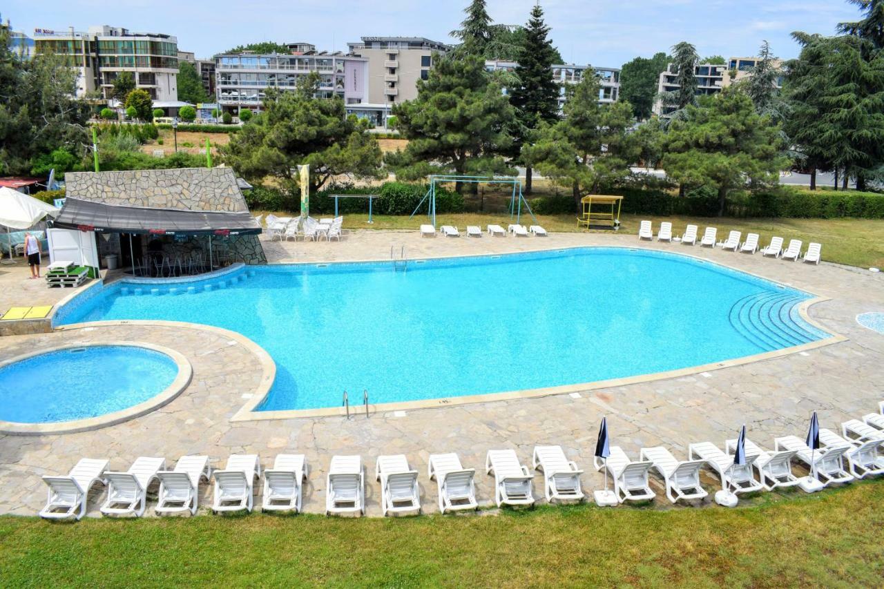 Continental Blu Hotel Slăntjev Brjag Exteriör bild